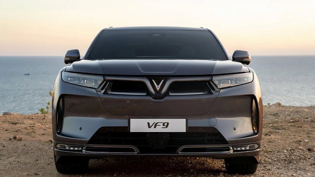 VinFast VF 9 Eco (2024-…) передняя часть, решетка радиатора, фары, бампер, экстерьер