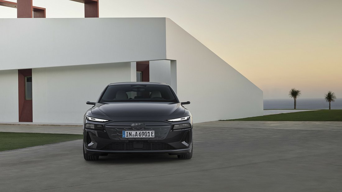 Audi A6 Avant e-tron Performance (2024-…) передняя часть, решетка радиатора, фары, бампер, экстерьер