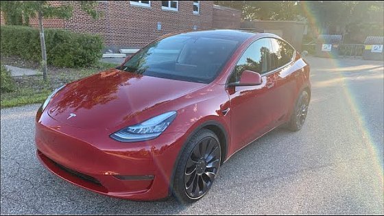 Video: 2020 Tesla Model Y Performance (FULL Tour, Startup, Drive)