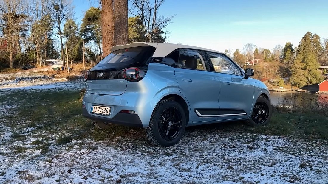 Dongfeng Box 42.3 kWh (2024-...) задняя часть в три четверти, вид в три четверти, диагональ, экстерьер
