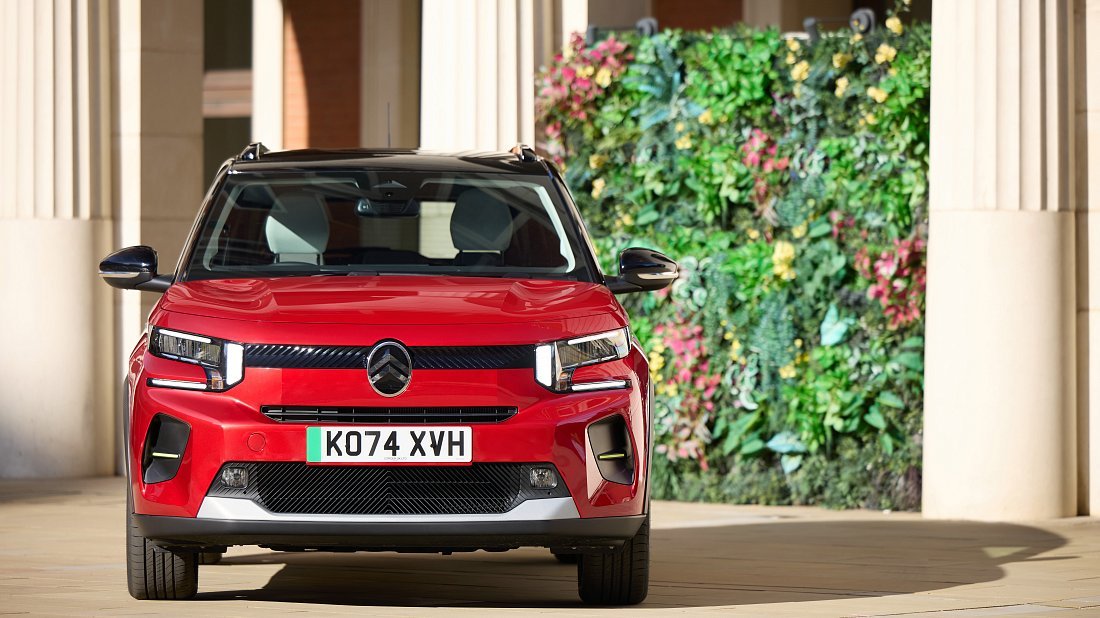 Фото Citroën e-C3 Urban Range (2025-…) вид спереди