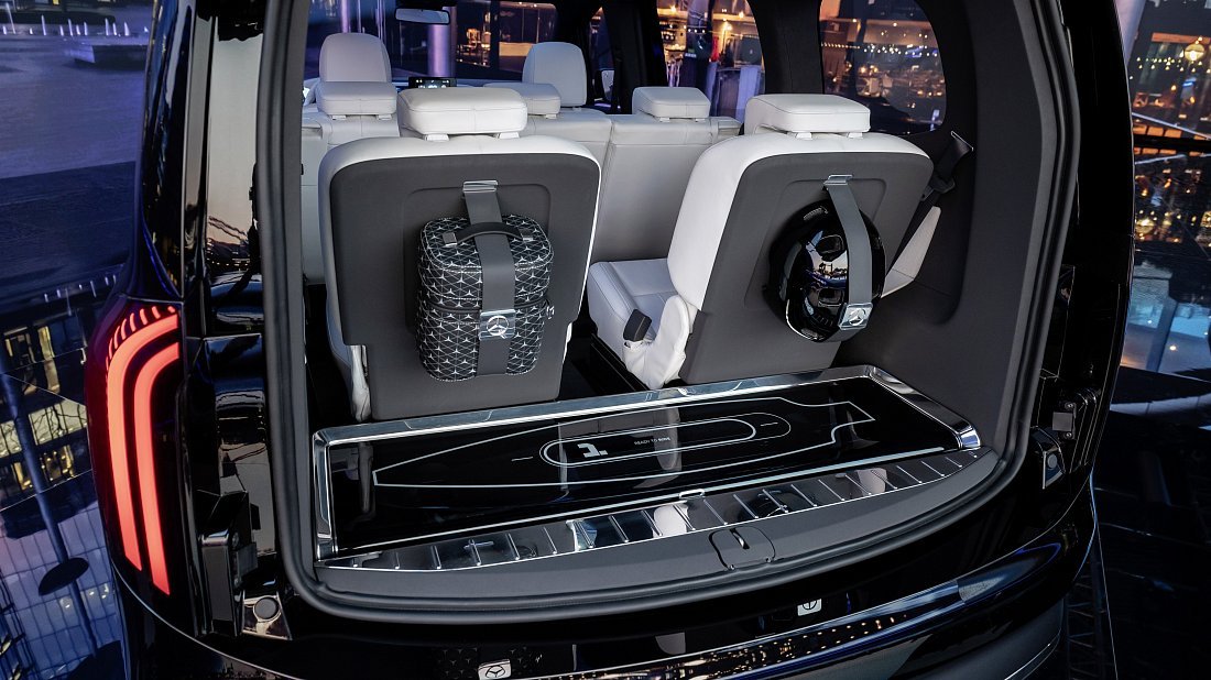 Фото Mercedes EQT 200 Long (2024-…) багажник
