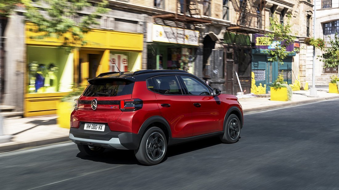 Citroën e-C3 (2024-…) задняя часть в три четверти, вид в три четверти, диагональ, экстерьер