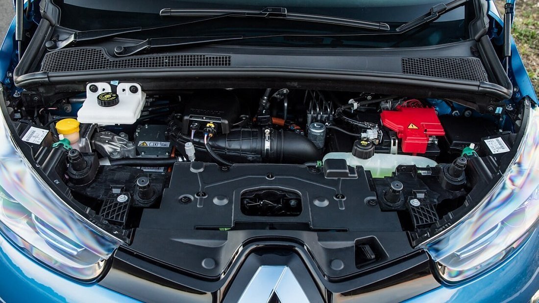 Renault Zoe Z.E. 40 R75/R90 Entry (2016-2018) передний багажник (frunk), под капотом, место для хранения, груз, вместимость, дополнительное пространство