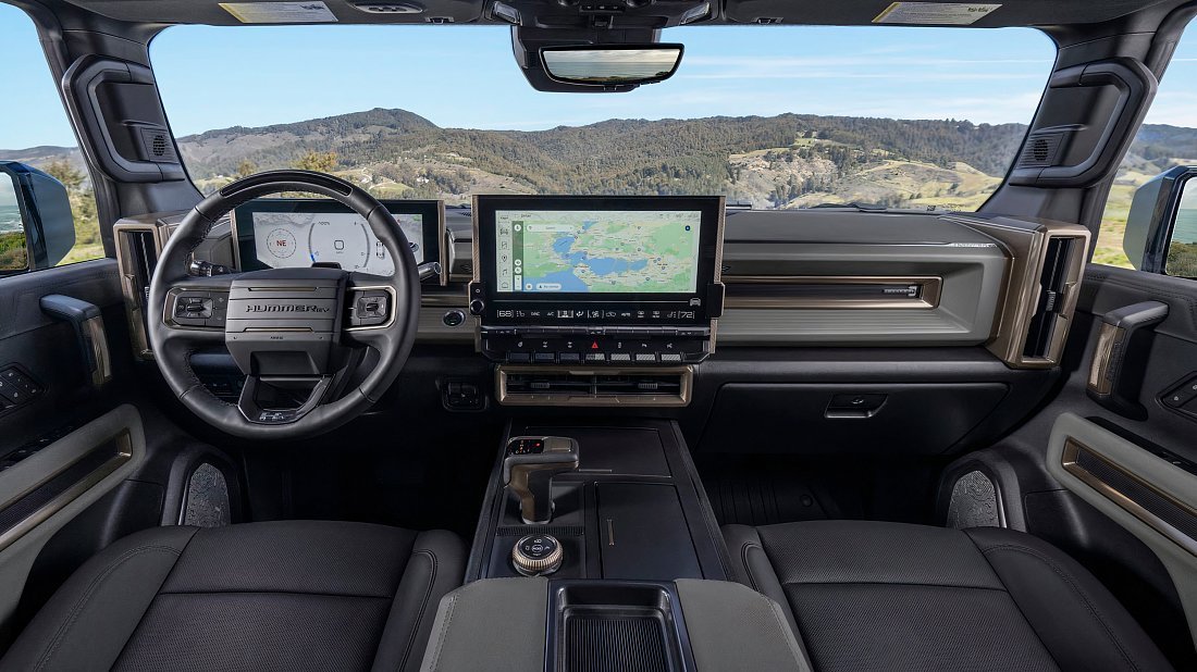 GMC Hummer EV SUV 2X (2024-…) интерьер, переднее сиденье, водительское сиденье, приборная панель, рулевое колесо, информационно-развлекательная система, кокпит