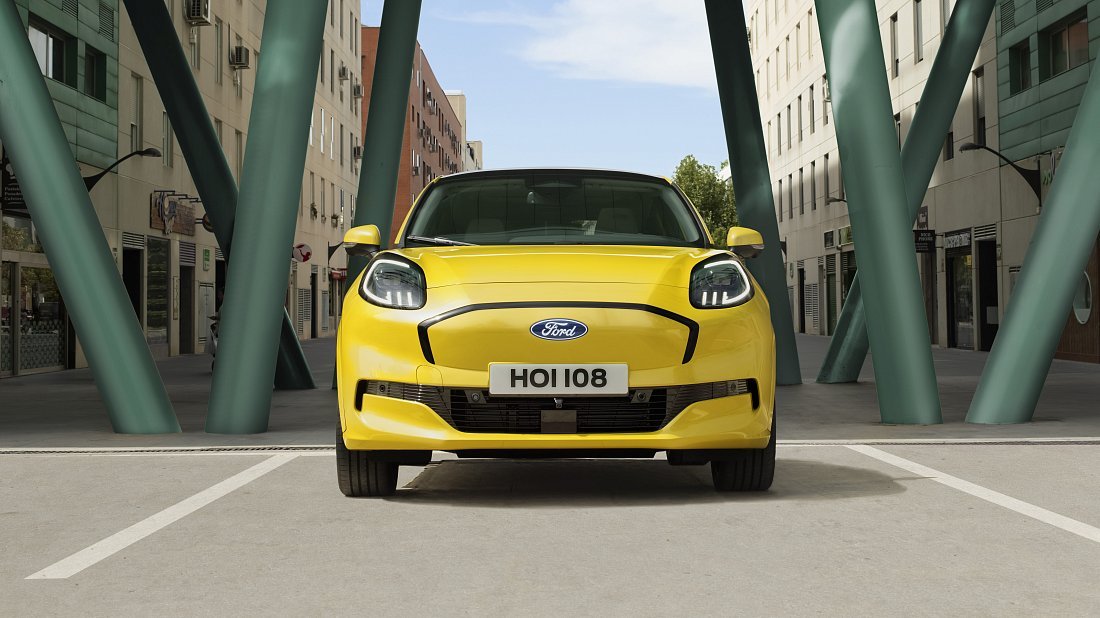 Ford Puma Gen-E FWD (2024-…) передняя часть, решетка радиатора, фары, бампер, экстерьер