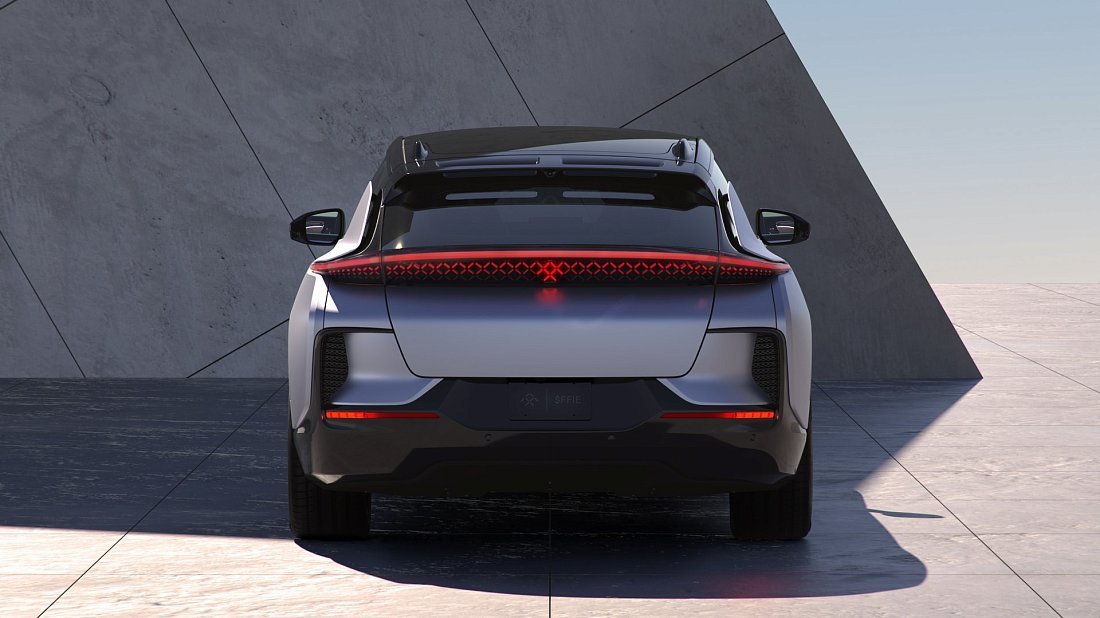Faraday Future FF 91 2.0 Futurist Alliance (2023-…) вид сзади, задние фонари, багажник, спойлер, эмблема, бампер, экстерьер