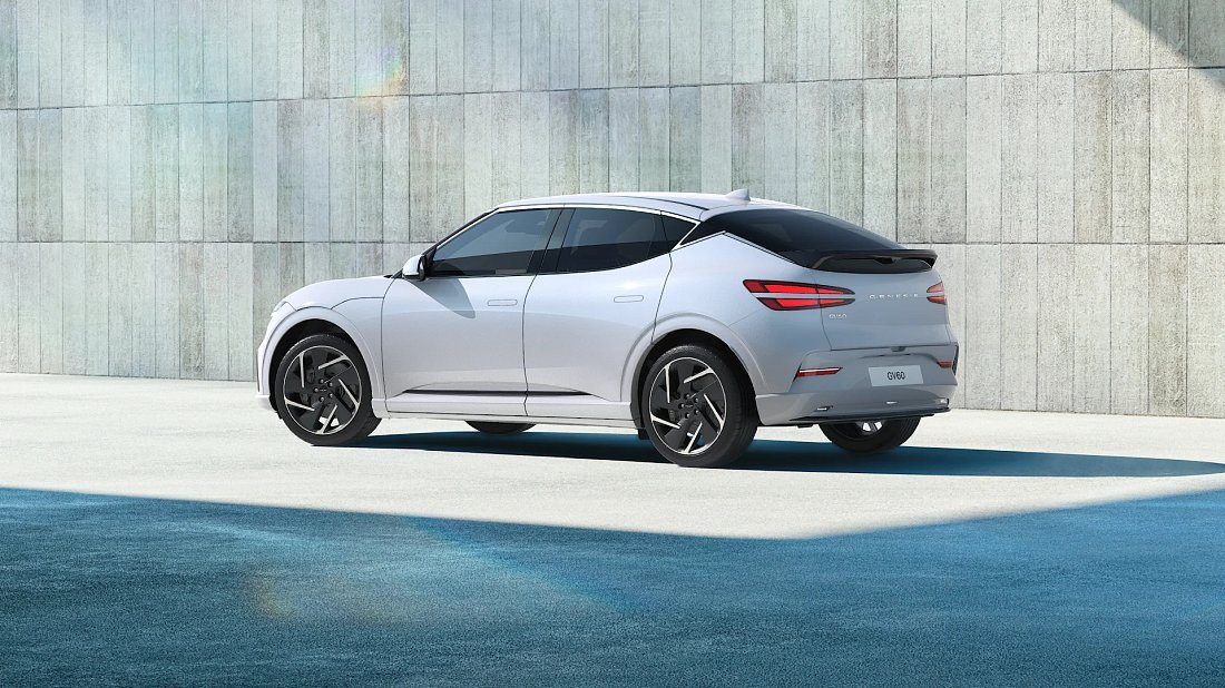 Фото Genesis GV60 Standard RWD (2025-…) задняя часть под углом