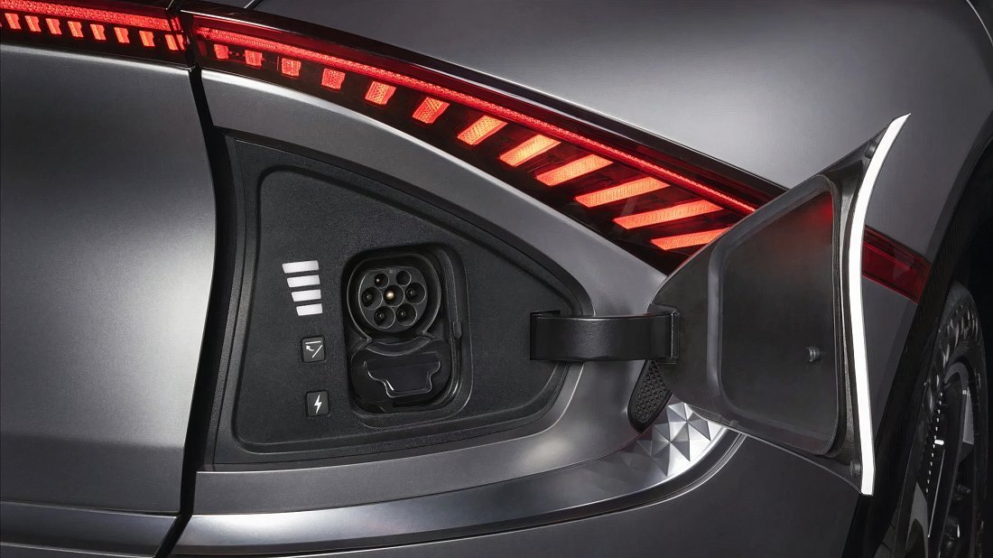 Kia EV6 Long Range AWD (2021-2024) порт для зарядки (Европа), зарядка, разъем, штекер, коннектор