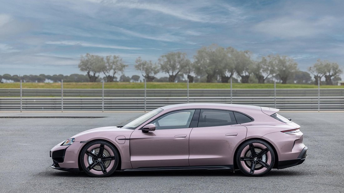 Porsche Taycan Turbo Sport Turismo (2024-…) вид сбоку, силуэт, двери, колеса, экстерьер