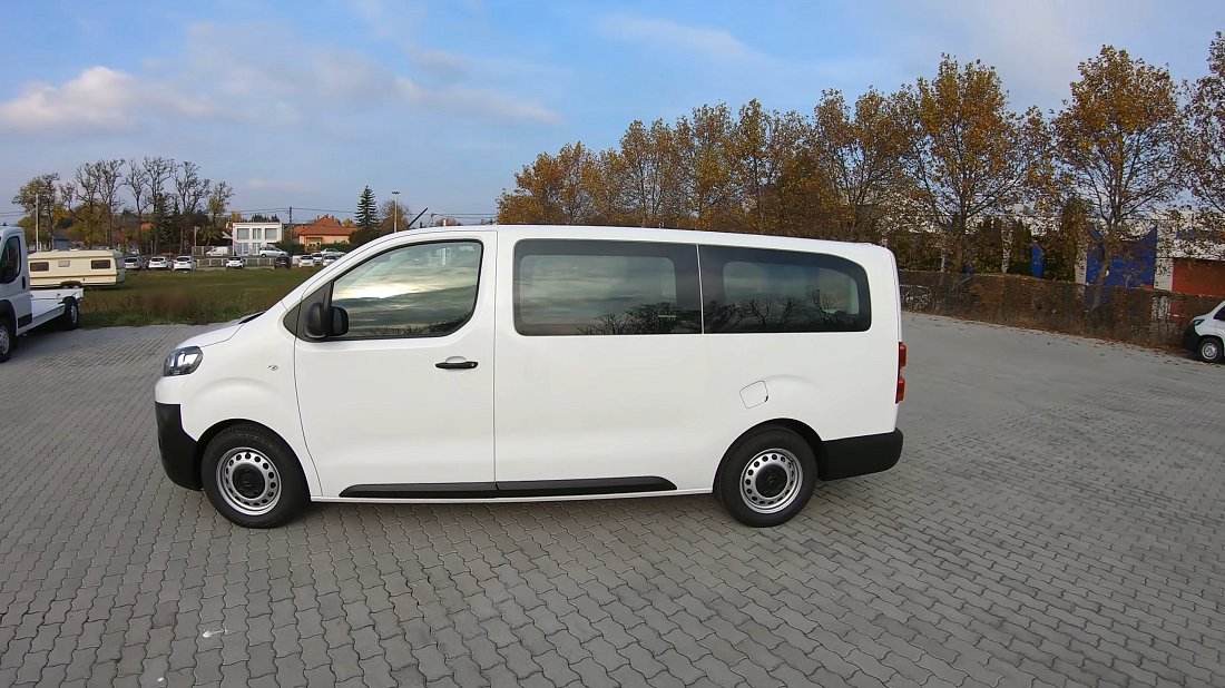 Citroën e-Jumpy Combi M 75 kWh (2020-2024) вид сбоку, силуэт, двери, колеса, экстерьер