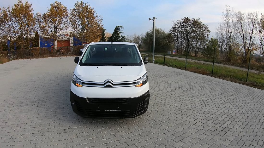 Citroën e-Jumpy Combi M 75 kWh (2020-2024) передняя часть, решетка радиатора, фары, бампер, экстерьер