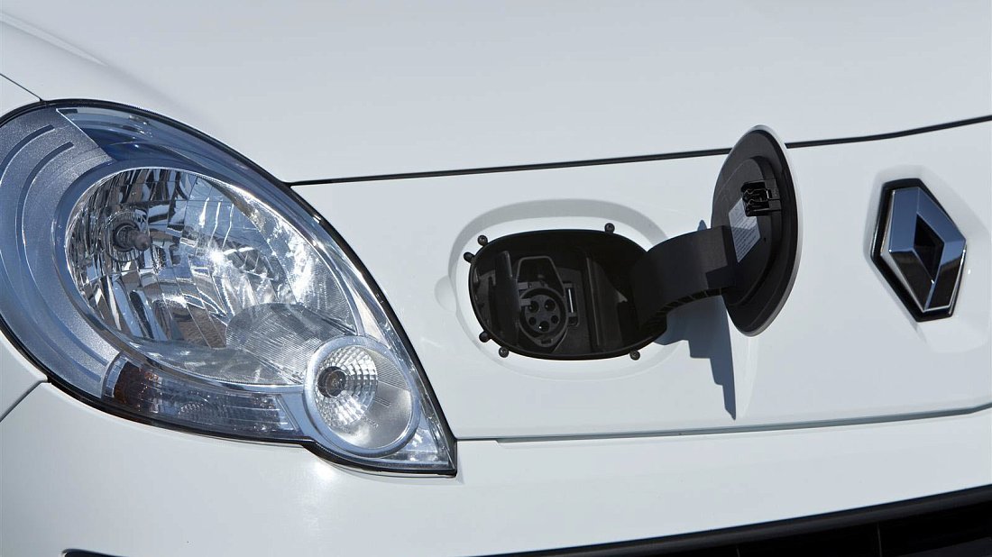 Renault Kangoo Z.E. Maxi (2011-2017) порт для зарядки (Европа), зарядка, разъем, штекер, коннектор