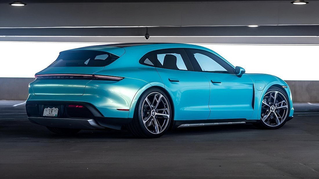 Porsche Taycan Turbo S Sport Turismo (2022-2024) задняя часть в три четверти, вид в три четверти, диагональ, экстерьер