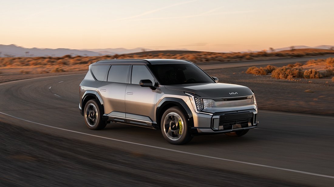 Kia EV9 GT (2025-…) вид сбоку, силуэт, двери, колеса, экстерьер