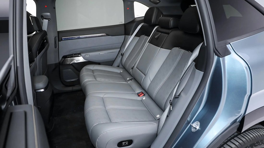 Фото Zeekr 7X Premium RWD (2025-...) задние и пассажирские сиденья