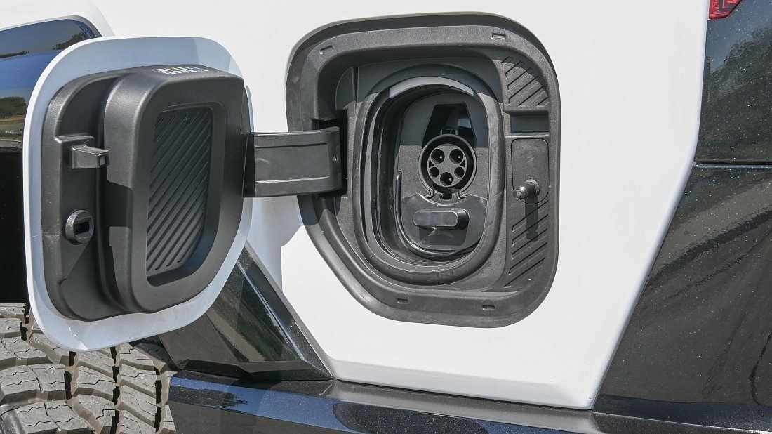 GMC Hummer EV Pickup 2X (2023-…) порт для зарядки (США), зарядка, разъем, штекер, коннектор