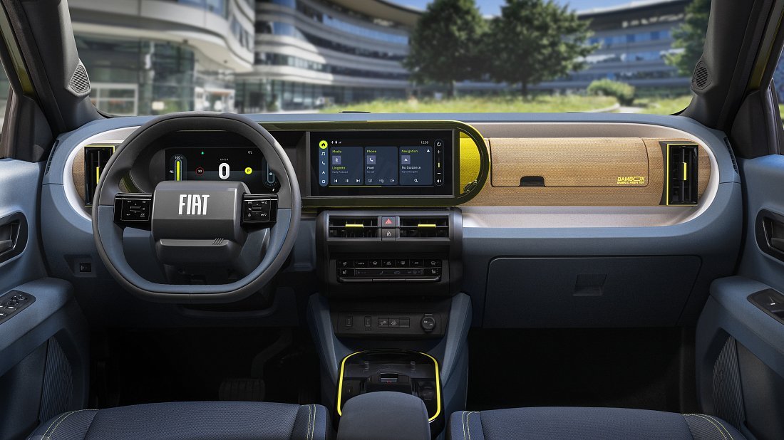 Fiat Grande Panda (2024-...) интерьер, переднее сиденье, водительское сиденье, приборная панель, рулевое колесо, информационно-развлекательная система, кокпит
