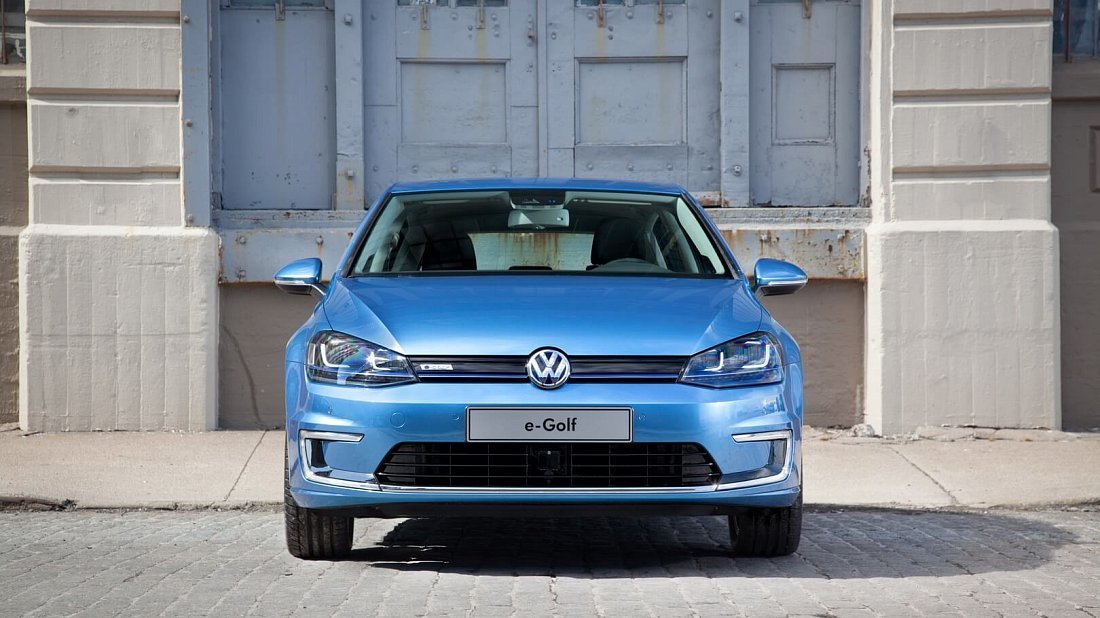 Volkswagen e-Golf 24.2 kWh (2014-2016) передняя часть, решетка радиатора, фары, бампер, экстерьер