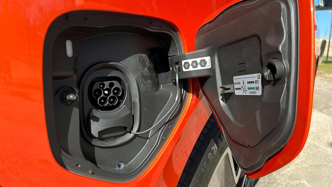 Volkswagen ID.Buzz GTX (2024-…) порт для зарядки (Европа), зарядка, разъем, штекер, коннектор