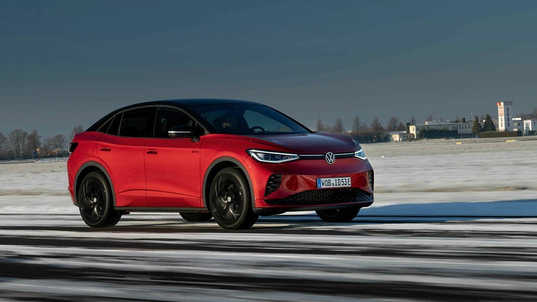 Фото Volkswagen ID.5 GTX (2023-…) вид сбоку
