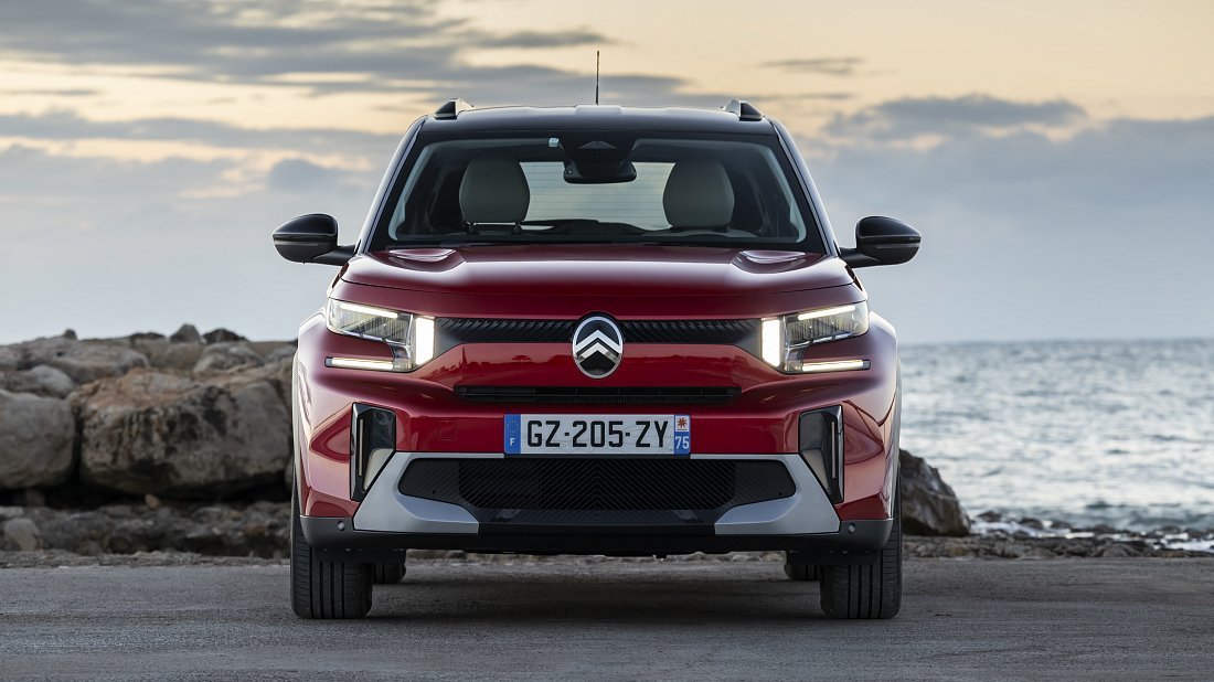 Фото Citroën e-C3 Aircross Comfort Range (2024-…) вид спереди