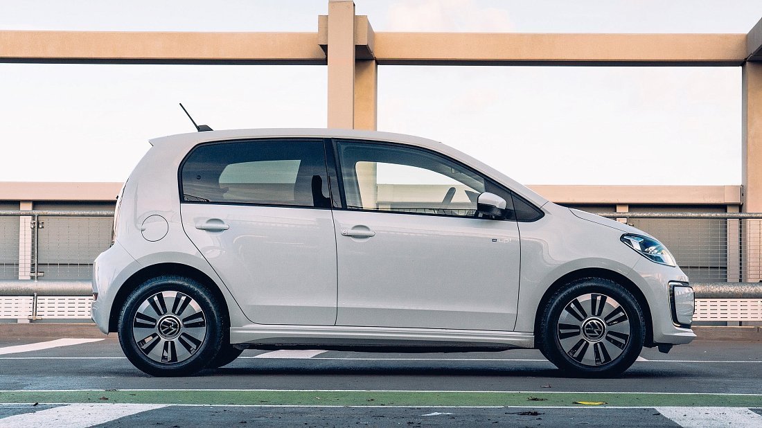 Volkswagen e-Up! 36.8 kWh (2020-2023) вид сбоку, силуэт, двери, колеса, экстерьер