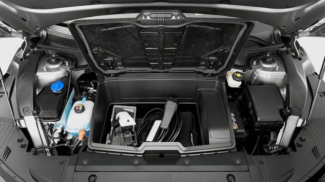 Kia EV6 Long Range AWD (2021-2024) передний багажник (frunk), под капотом, место для хранения, груз, вместимость, дополнительное пространство