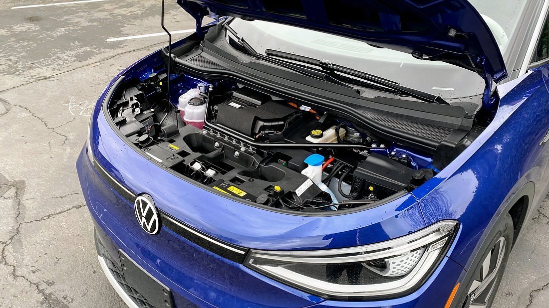 Volkswagen ID.4 Pro 4MOTION (2023-…) передний багажник (frunk), под капотом, место для хранения, груз, вместимость, дополнительное пространство