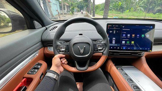 Video: 2025 Vinfast VF9 EV Plus - POV City Drive - HỒ CHÍ MINH CITY - (Binaural Audio)