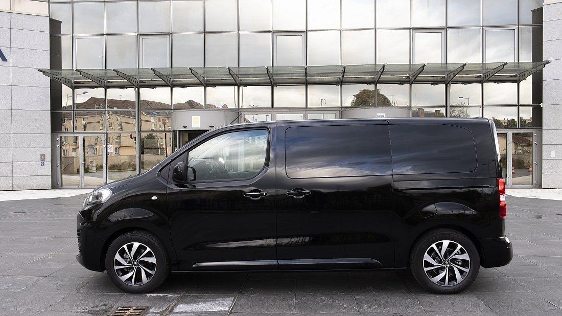 Citroën e-SpaceTourer M 75 kWh (2024-…) вид сбоку, силуэт, двери, колеса, экстерьер