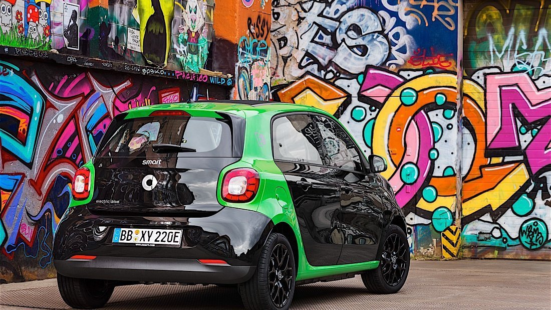 Smart EQ forfour (2017-2019) задняя часть в три четверти, вид в три четверти, диагональ, экстерьер