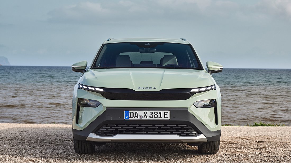 Škoda Elroq 85 (2024-...) передняя часть, решетка радиатора, фары, бампер, экстерьер