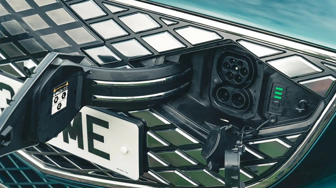 Genesis Electrified G80 AWD (2022-…) порт для зарядки (Европа), зарядка, разъем, штекер, коннектор