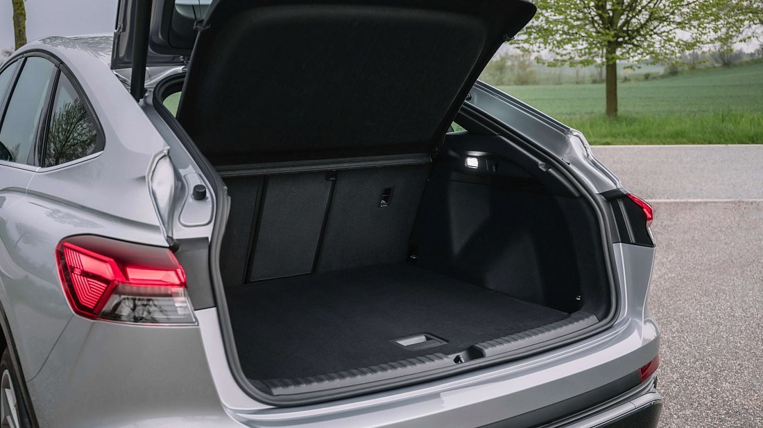 Фото Audi Q4 Sportback e-tron 50 quattro (2021-2024) багажник