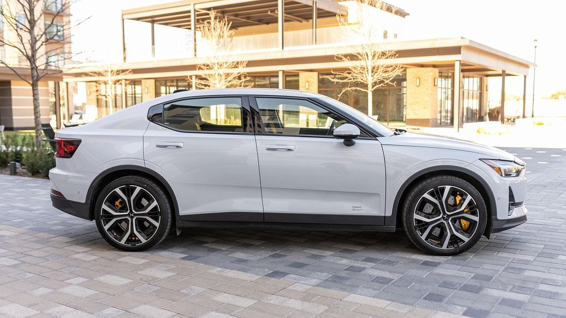 Polestar 2 Long Range Performance (2021-2023) вид сбоку, силуэт, двери, колеса, экстерьер