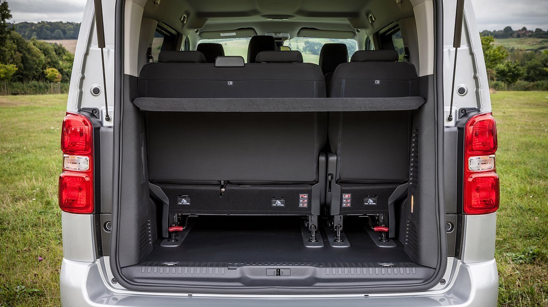 Фото Citroën e-SpaceTourer XL 50 kWh (2020-2024) багажник