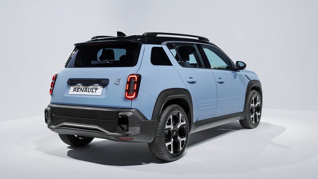 Renault 4 E-Tech EV40 120hp (2025-...) задняя часть в три четверти, вид в три четверти, диагональ, экстерьер