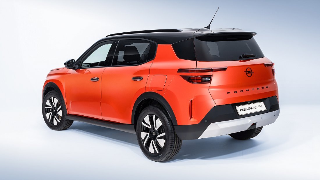 Opel Frontera Electric 44 kWh (2024-…) задняя часть в три четверти, вид в три четверти, диагональ, экстерьер