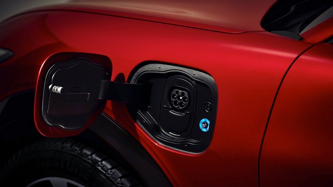 Ford Mustang Mach-E Extended Range AWD (2023-…) порт для зарядки (Европа), зарядка, разъем, штекер, коннектор