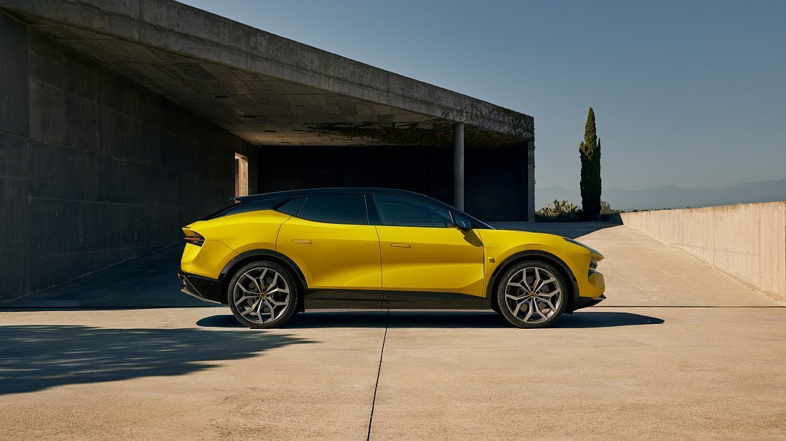 Lotus Eletre 600 (2023-…) вид сбоку, силуэт, двери, колеса, экстерьер