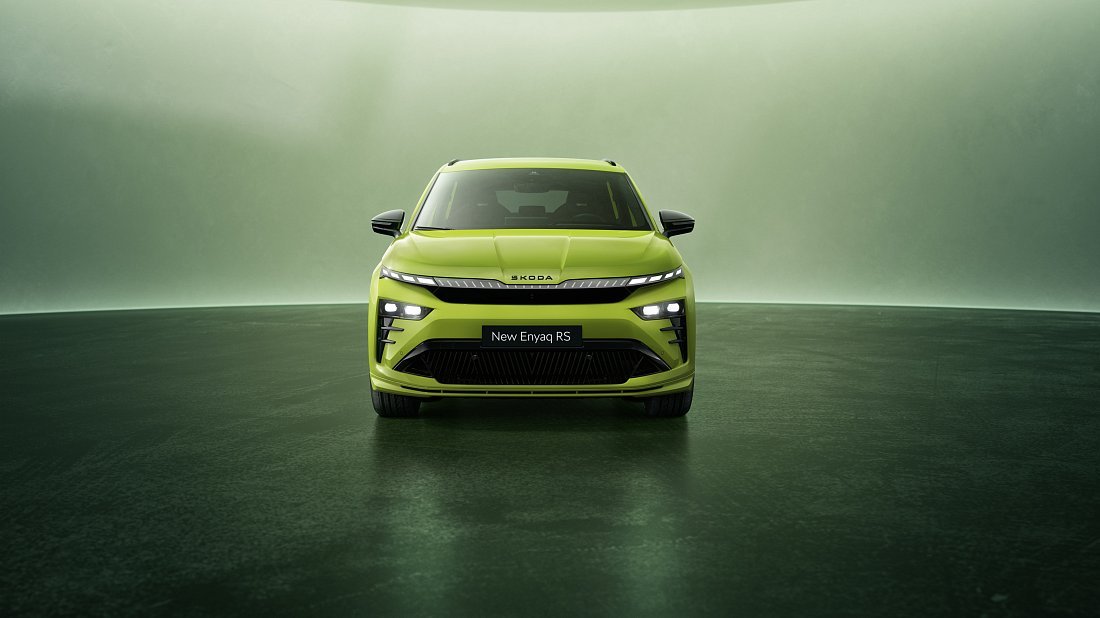 Фото Škoda Enyaq RS (2025-...) вид спереди