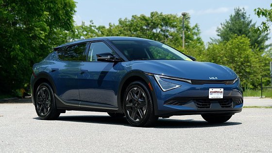 Video: 2025 Kia EV6 Light Long Range Review - An EV Crossover Finally Worth Buying at $50k