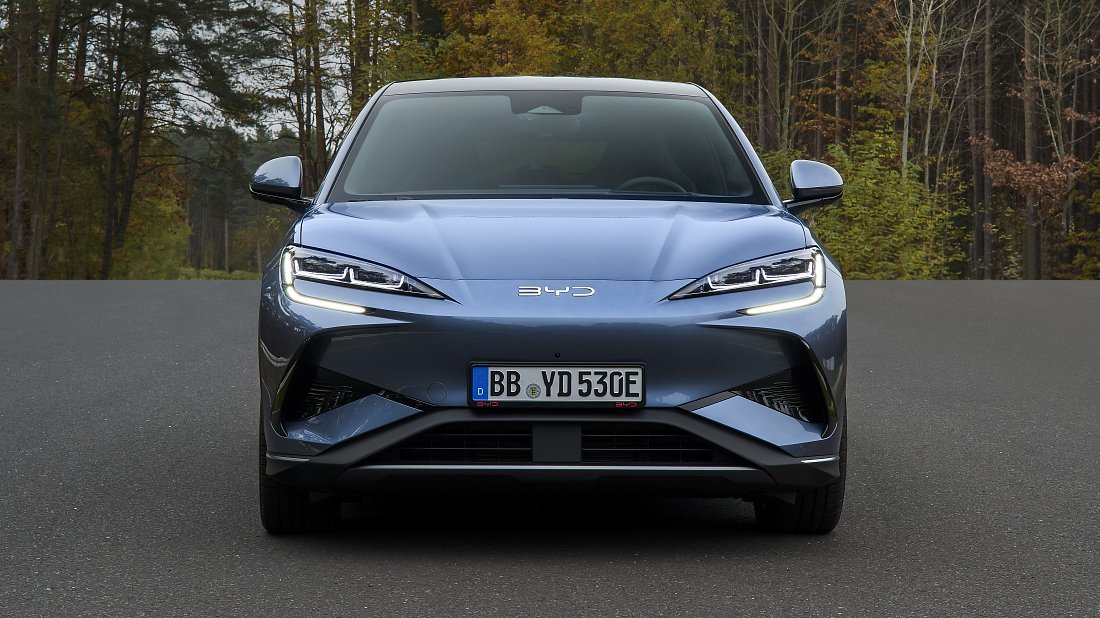 BYD Sealion 7 Design AWD (2024-...) передняя часть, решетка радиатора, фары, бампер, экстерьер