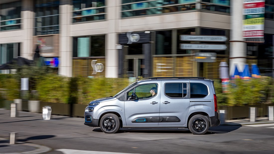 Citroën e-Berlingo M 50 kWh (2021-2024) вид сбоку, силуэт, двери, колеса, экстерьер