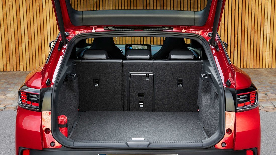 Фото Volkswagen ID.5 GTX (2023-…) багажник