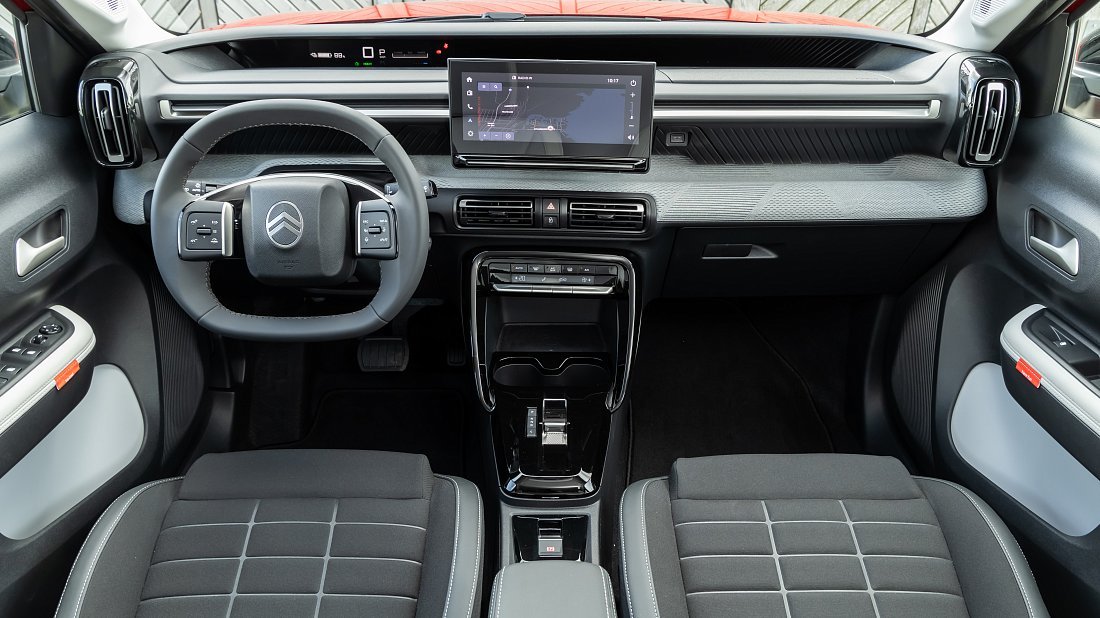 Фото Citroën e-C3 Urban Range (2025-…) интерьер