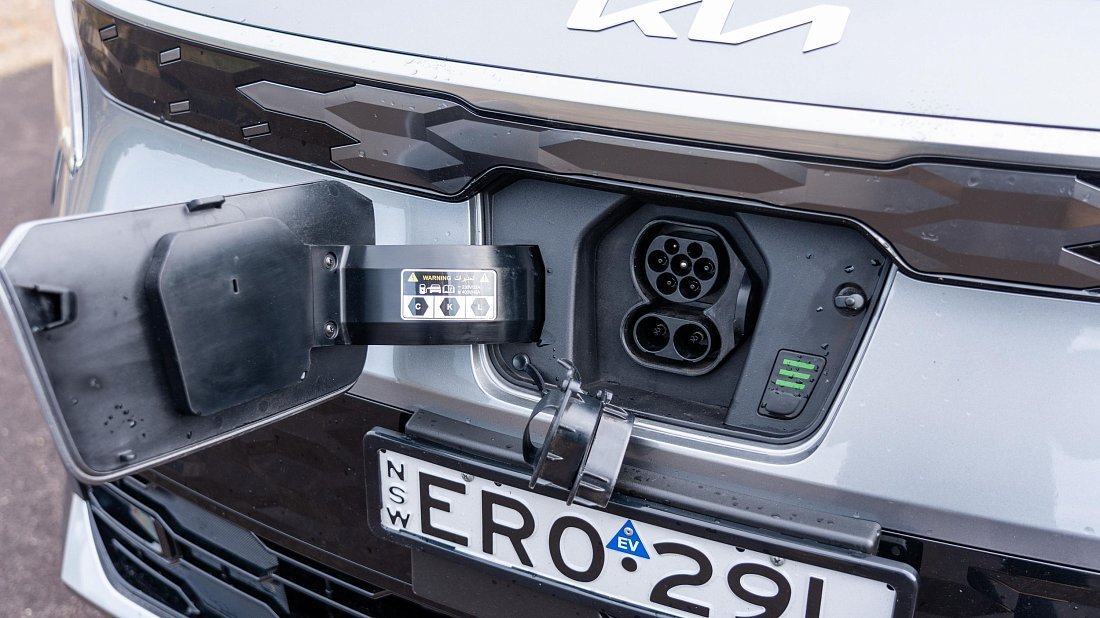 Kia Niro EV Long Range (2022-…) порт для зарядки (Европа), зарядка, разъем, штекер, коннектор