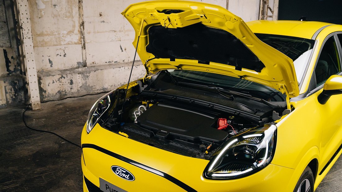 Ford Puma Gen-E FWD (2024-…) передний багажник (frunk), под капотом, место для хранения, груз, вместимость, дополнительное пространство