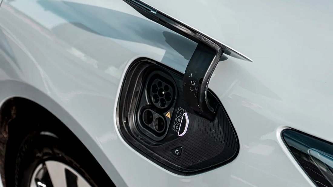 NIO ET7 Standard Range (2022-…) порт для зарядки (Европа), зарядка, разъем, штекер, коннектор